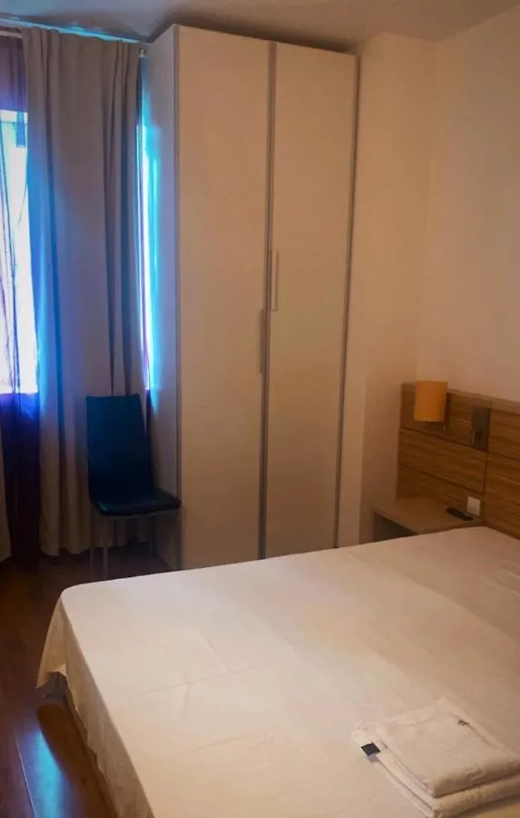 Dmt Apartament Rin Grand Bucureşti