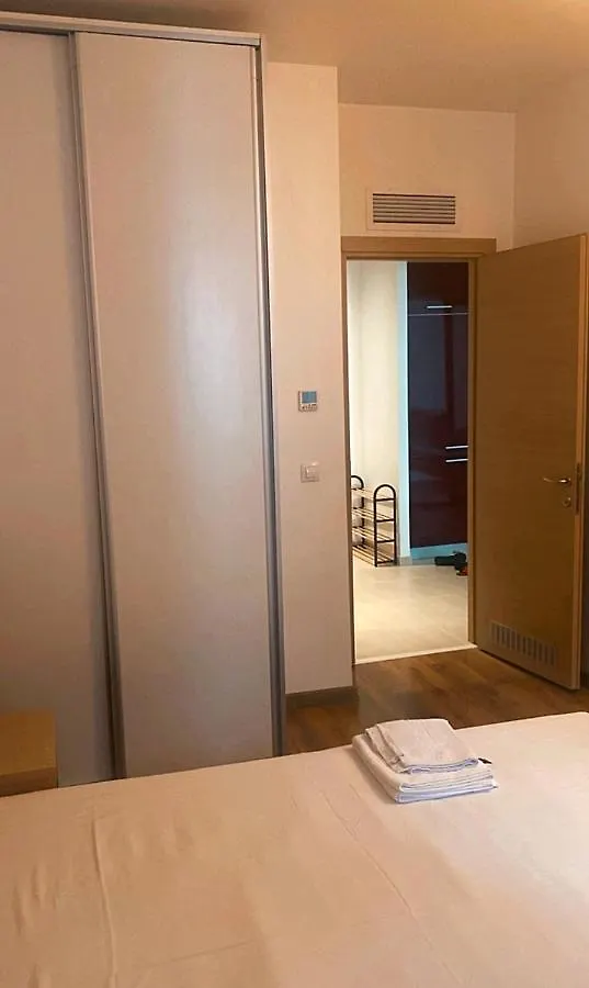 Dmt Apartament Rin Grand Bucharest 0*,  Romania