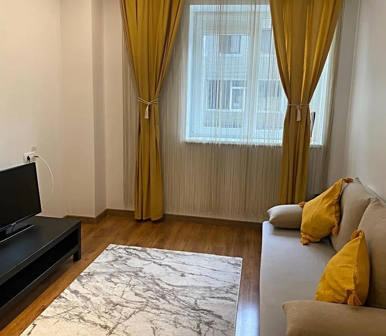 Dmt Apartament Rin Grand Bucureşti